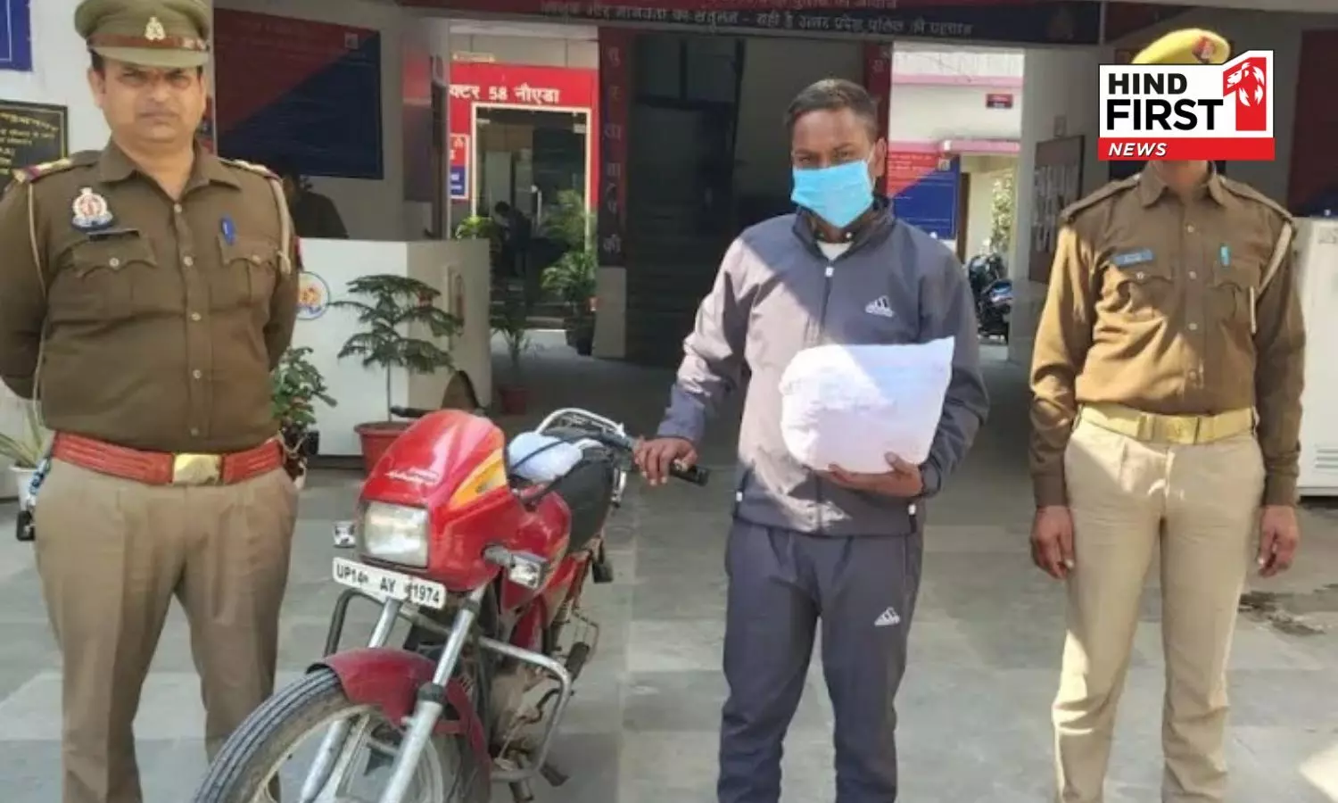 Noida Police arrested a notorious criminal involved in theft and marijuana smuggling Noida Police arrested a notorious criminal involved in theft and marijuana smuggling