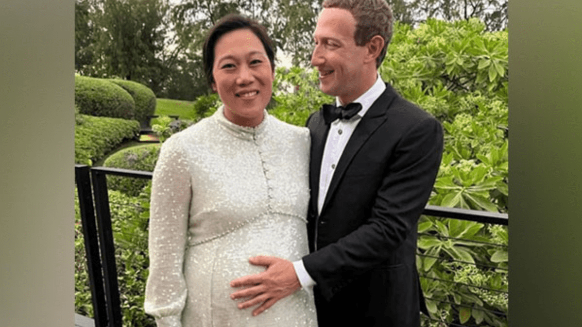 Facebook Co-founder, Mark Zuckerberg expecting his 3rd child : Shares picture on Social media
