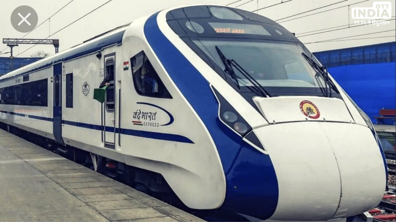 The Delhi-Bhopal Vande Bharat near Agra was hit with stones