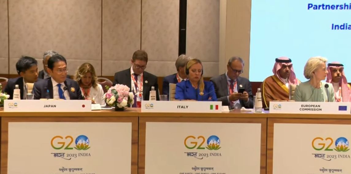 Dignitaries at the meeting