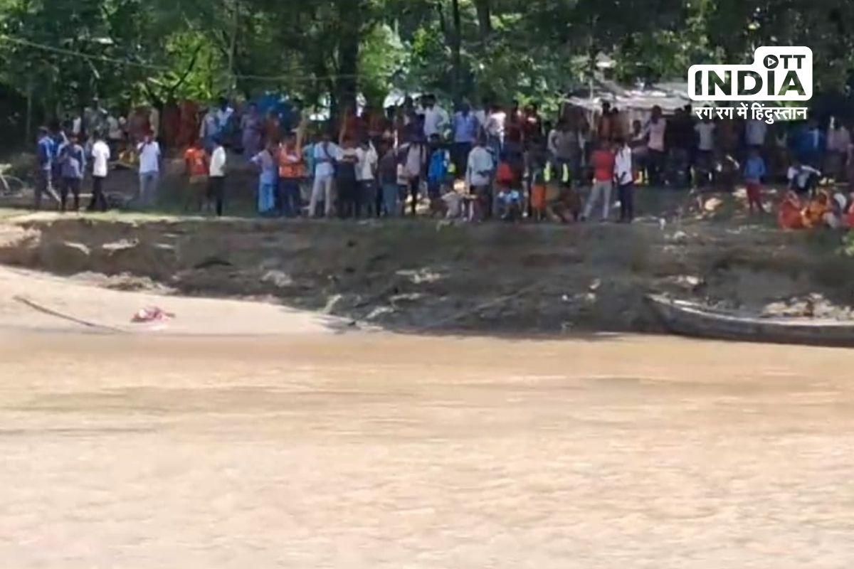 Boat capsize in Bihar, 20 rescued, several missing