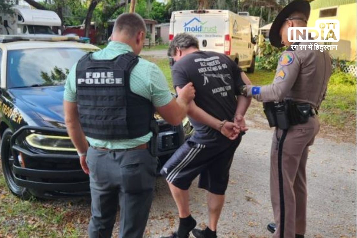 Man in Florida arrested for hanging swastika flag and racist banners