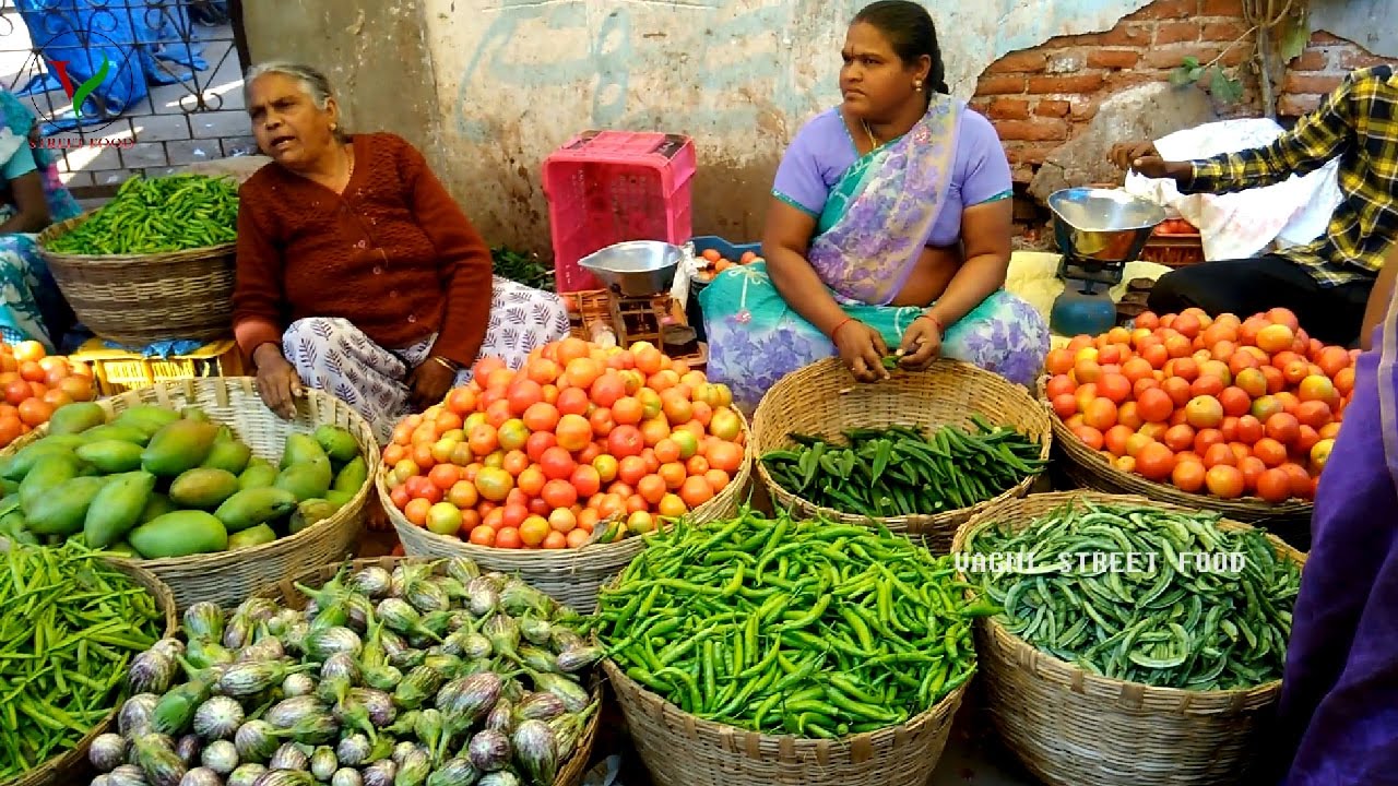 Food inflation, which is anticipated to stay in double digits at 10%, is a major factor in India's rising CPI