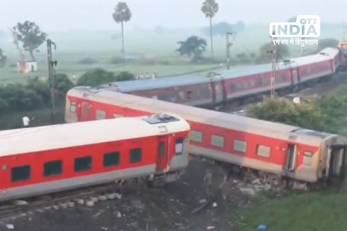 Train derailment in Bihar killed 4 and injured 40 Train derailment in Bihar killed 4 and injured 40
