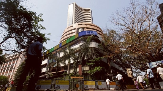 BSE Sensex dropped 3000 points in six days and opened lower today at 63,774: Key factors behind this decline