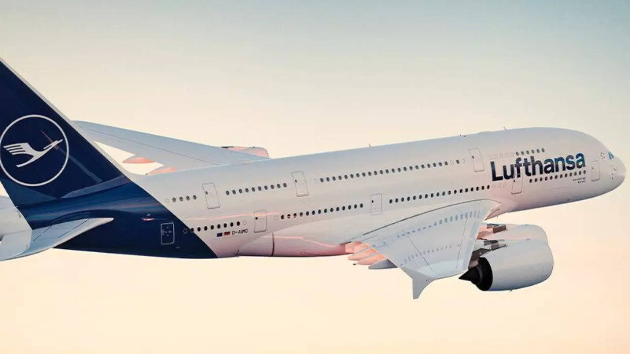 Lufthansa flight from Munich to Bangkok rerouted to Delhi due to Husband Wife flight