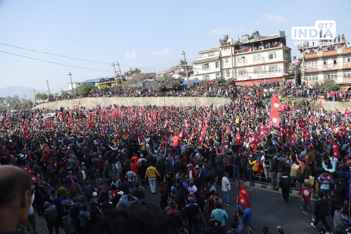 Nepalis protesting for Hindu Rashtra and Monarchy in Kathmandu clashed with Opposition