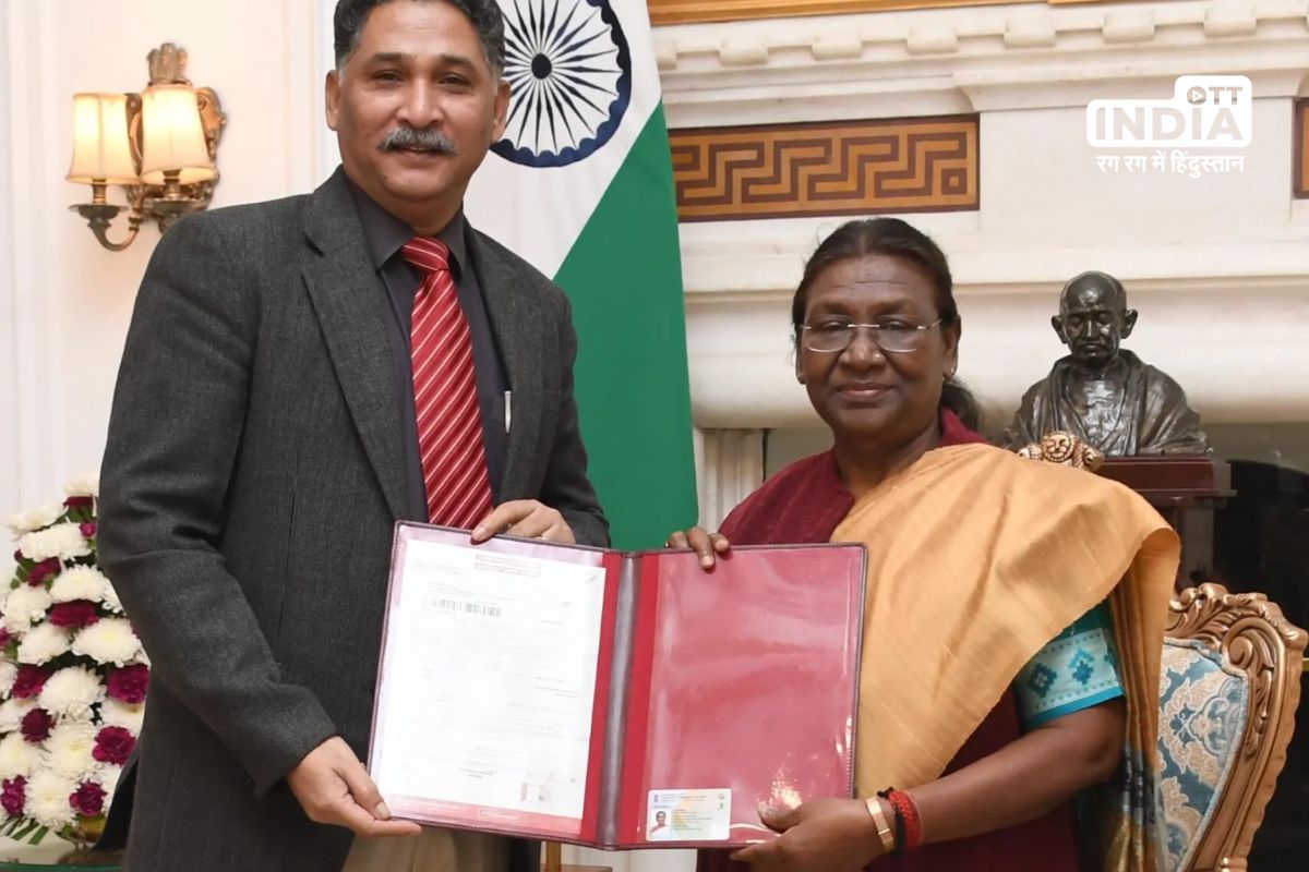 President Droupadi Murmu gets new voter ID Card