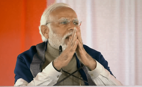 PM folding hands to request people to refrain from coming to Ayodhya on 22 Jan 2023