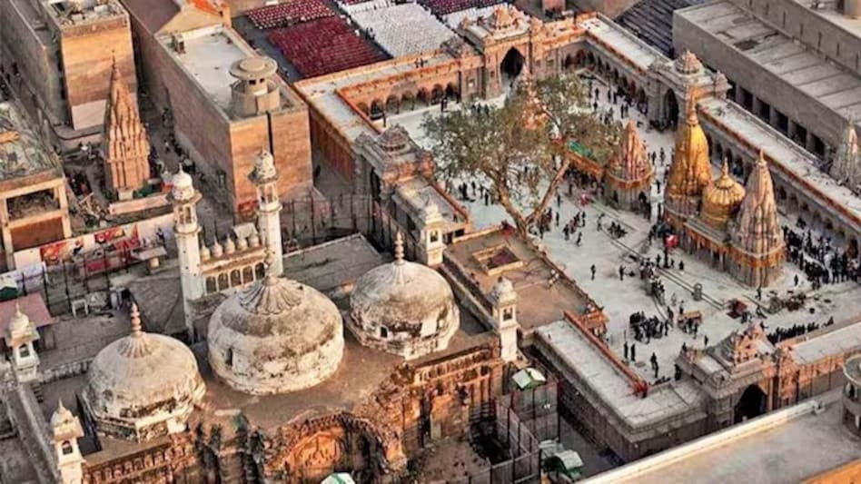 Gyanvapi structure and Kaashi Vishwanath Mandir Premise 