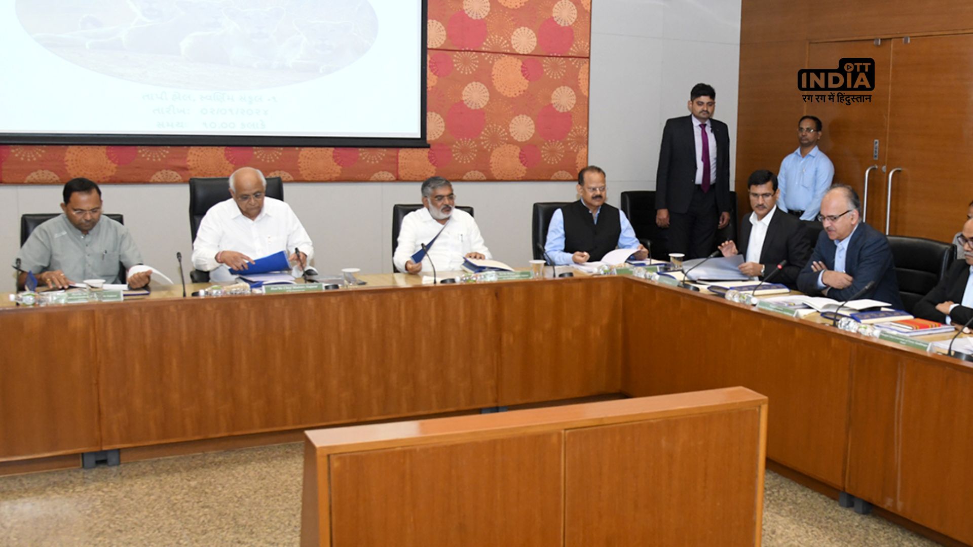 Bhupendra Patel announces 10 Leopard Cages per Taluka for enhanced wildlife management in South Gujarat