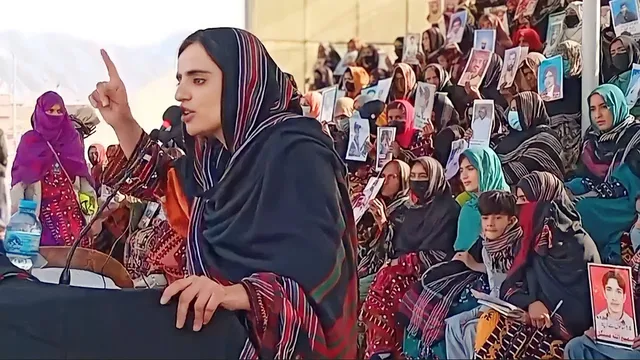 Dr. Mahrang Baloch delivering speech 
