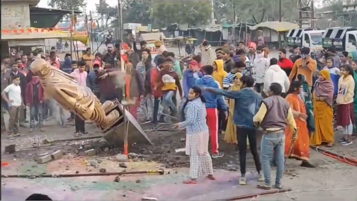 Ujjain: Statue of Sardar demolished