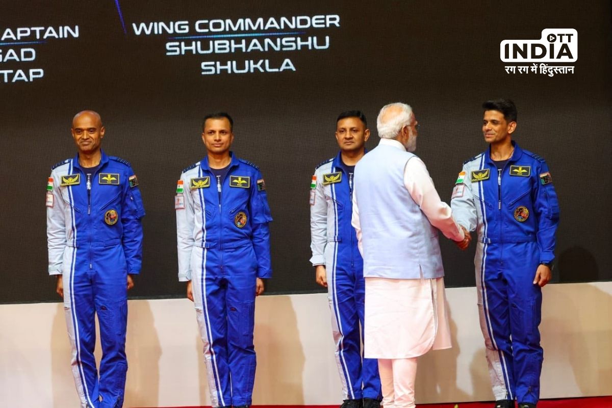 PM Modi met with 4 astronauts designated for the Gaganyaan mission