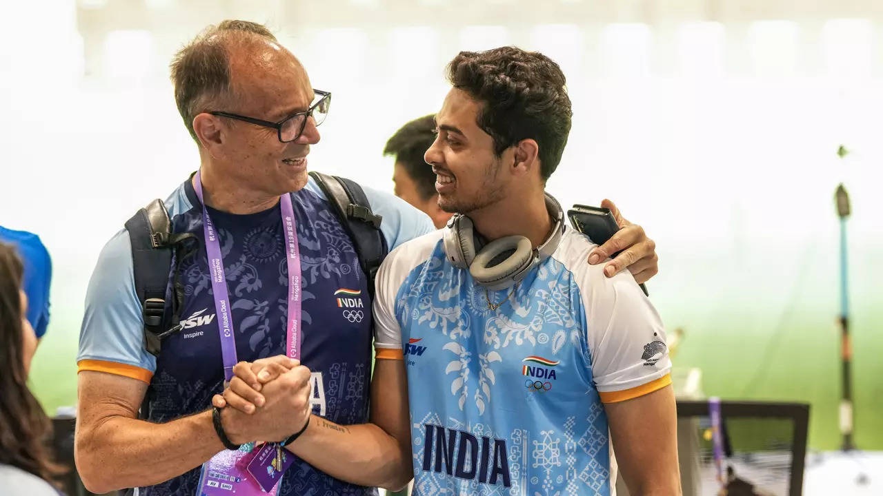 Asian Games: India's shooting trio wins gold in 50m rifle men's 3P, sets world record | Asian Games 2023 News - Times of India