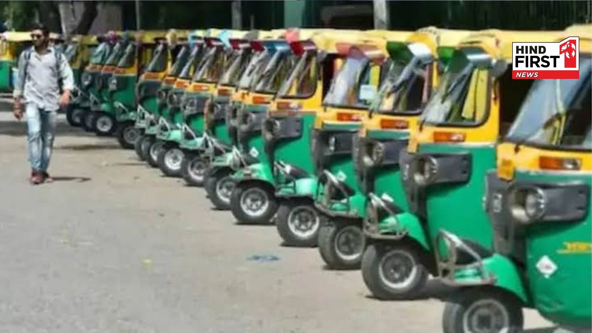 New Delhi: Transport disrupts, in Delhi as auto and taxi drivers called strike New Delhi: Transport disrupts, in Delhi as auto and taxi drivers called strike