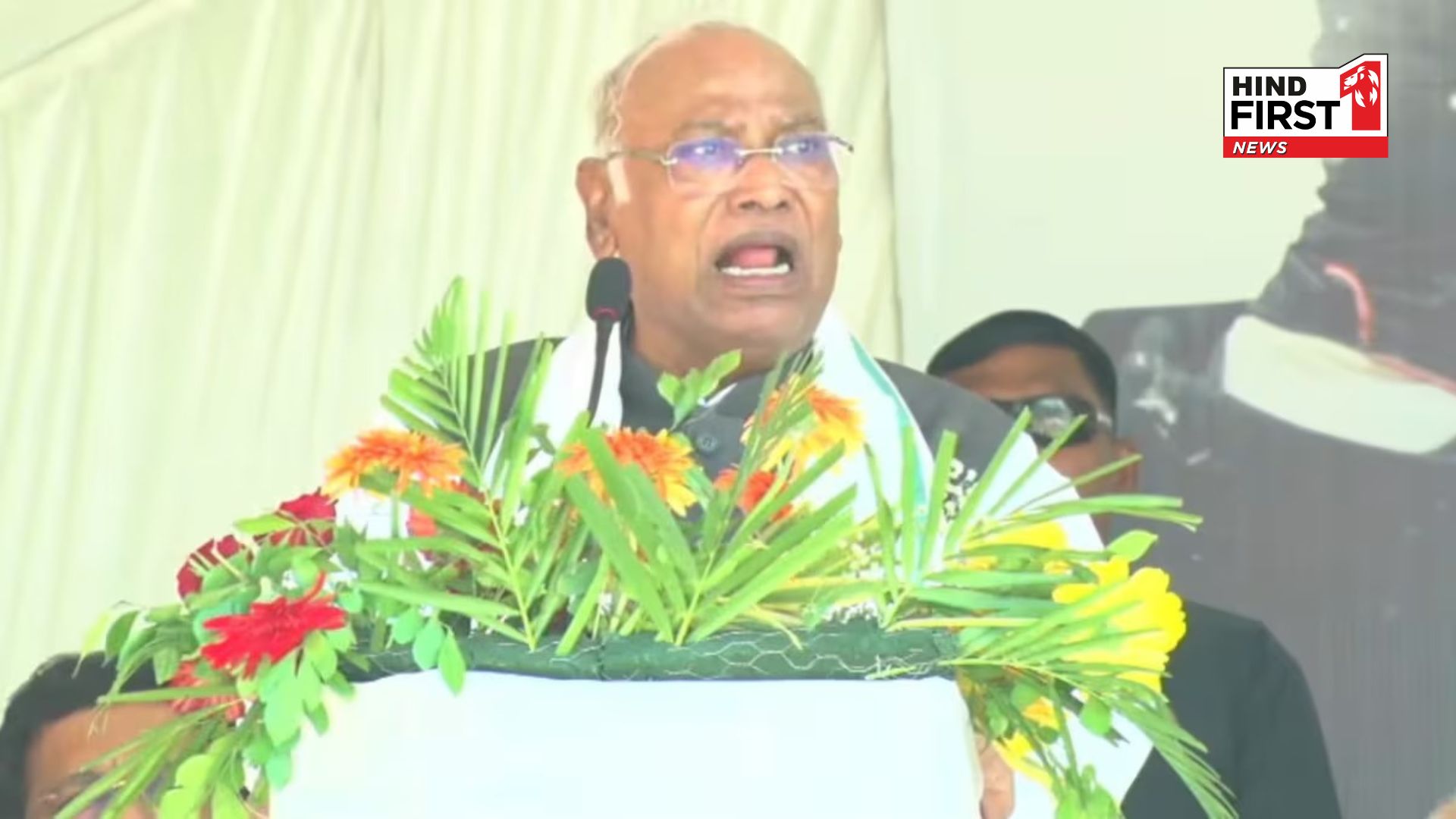 J&k Election: Congress President Mallikarjun Kharge addressing public in Anantnag said BJP stunned by their alliance J&k Election: Congress President Mallikarjun Kharge addressing public in Anantnag said BJP stunned by their alliance