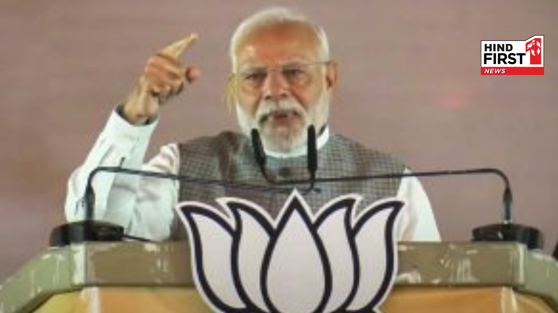 PM asked,whether Champai Soren is not a tribal! ghost of Congress has entered JMM. PM asked,whether Champai Soren is not a tribal! ghost of Congress has entered JMM.