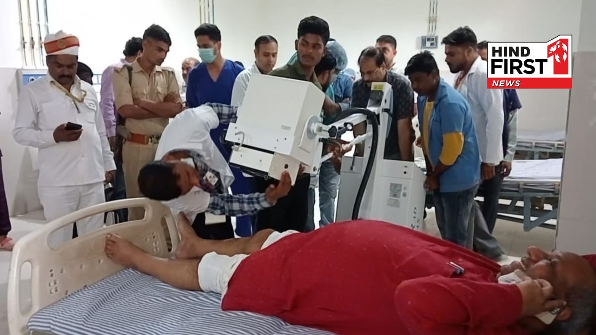 UP government minister Sanjay Nishad convoy met with an accident, admitted to hospital