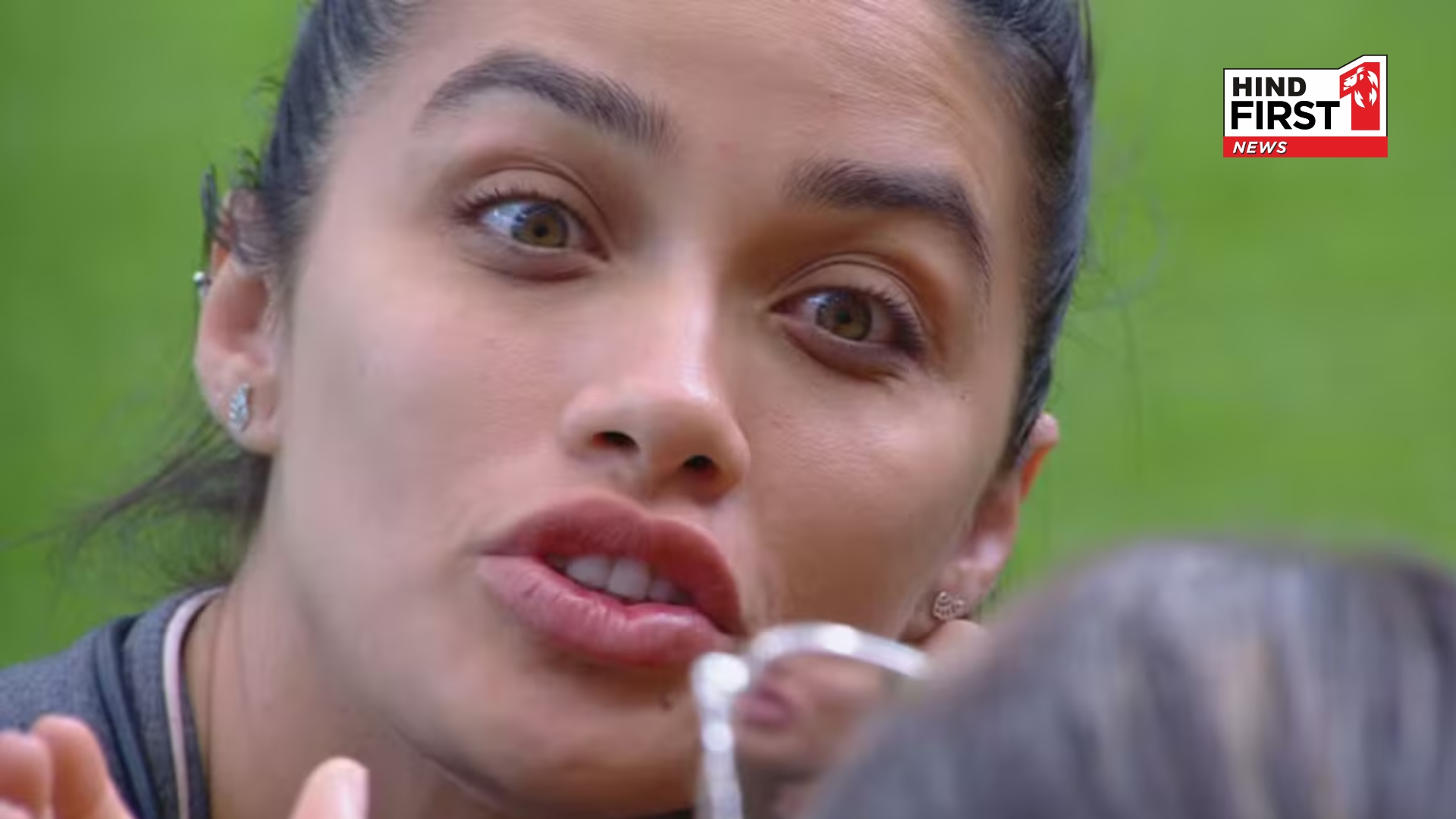 BBB 25: Eva Calls João Pedro Rude and Decides to Ignore His Behavior BBB 25: Eva Calls João Pedro Rude and Decides to Ignore His Behavior