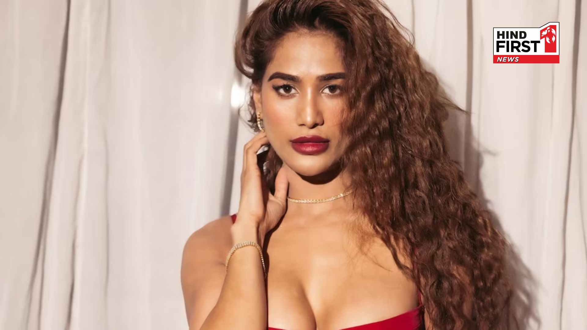 Poonam Pandey to Play Mandodari in Luv-Kush Ramlila, Arya Babbar as Ravana